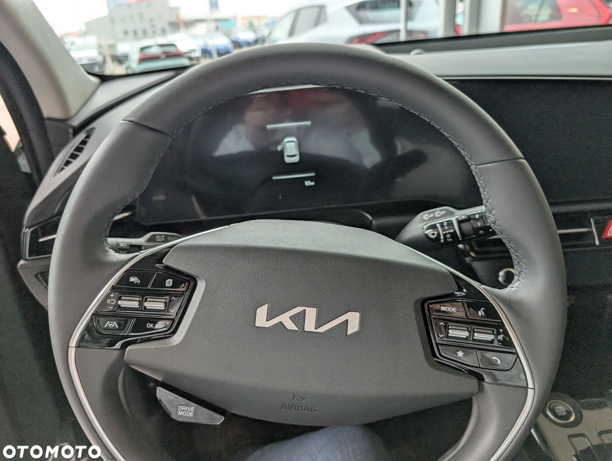 Kia Niro 1.6 GDI Hybrid M - 10