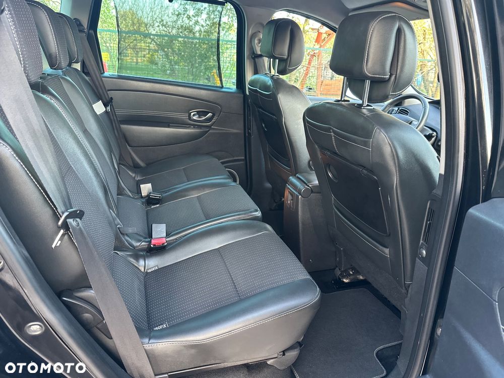 Renault Scenic - 11
