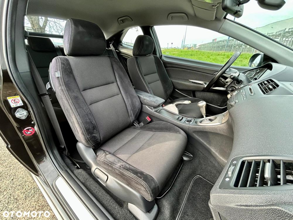 Honda Civic 1.8i-VTEC Type S - 27