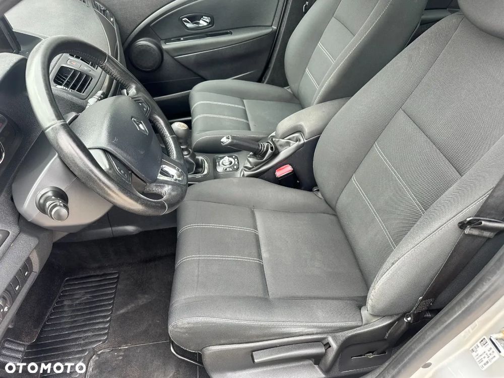 Renault Megane ENERGY dCi 110 Start & Stop LIMITED - 21