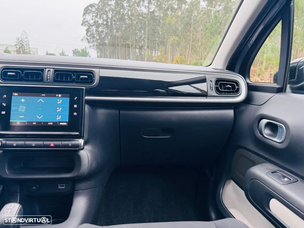 Citroën C3 1.2 PureTech Shine - 30