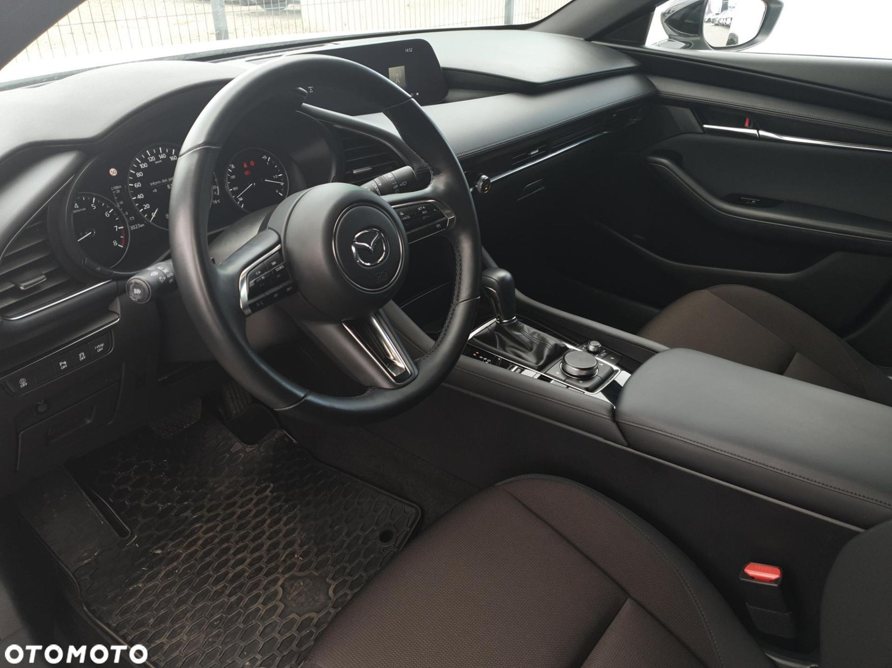Mazda 3 - 9