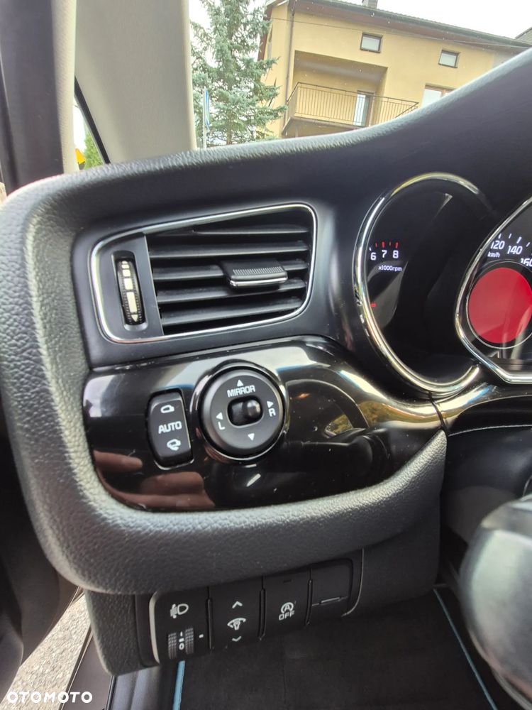 Kia Ceed Cee'd 1.6 GDI Business Line - 35