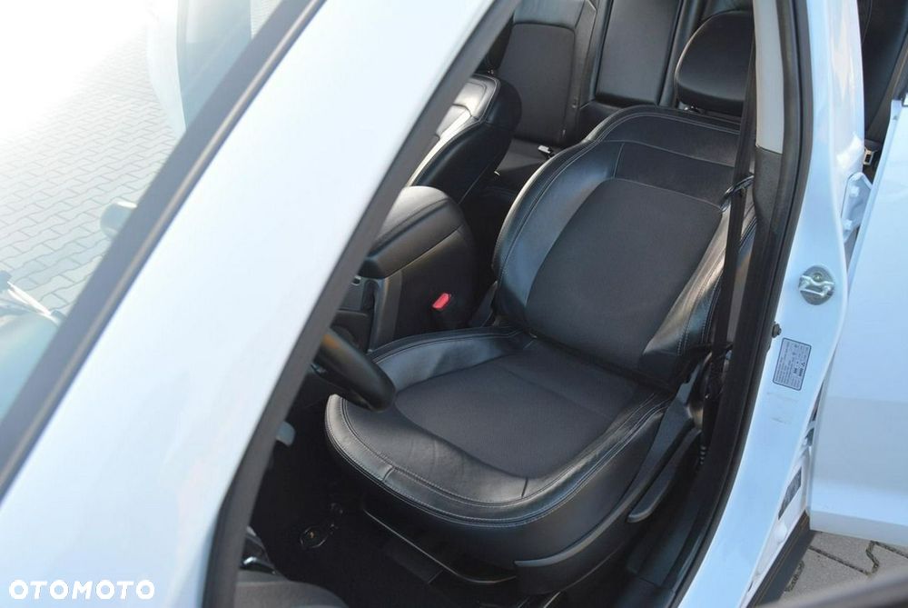 Kia Sportage 2.0 CVVT 2WD Spirit - 19