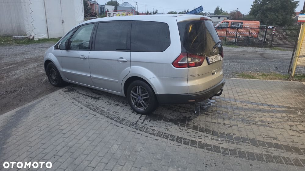 Ford Galaxy - 5