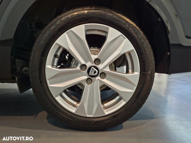 Dacia Logan TCe 90 CVT Comfort - 8
