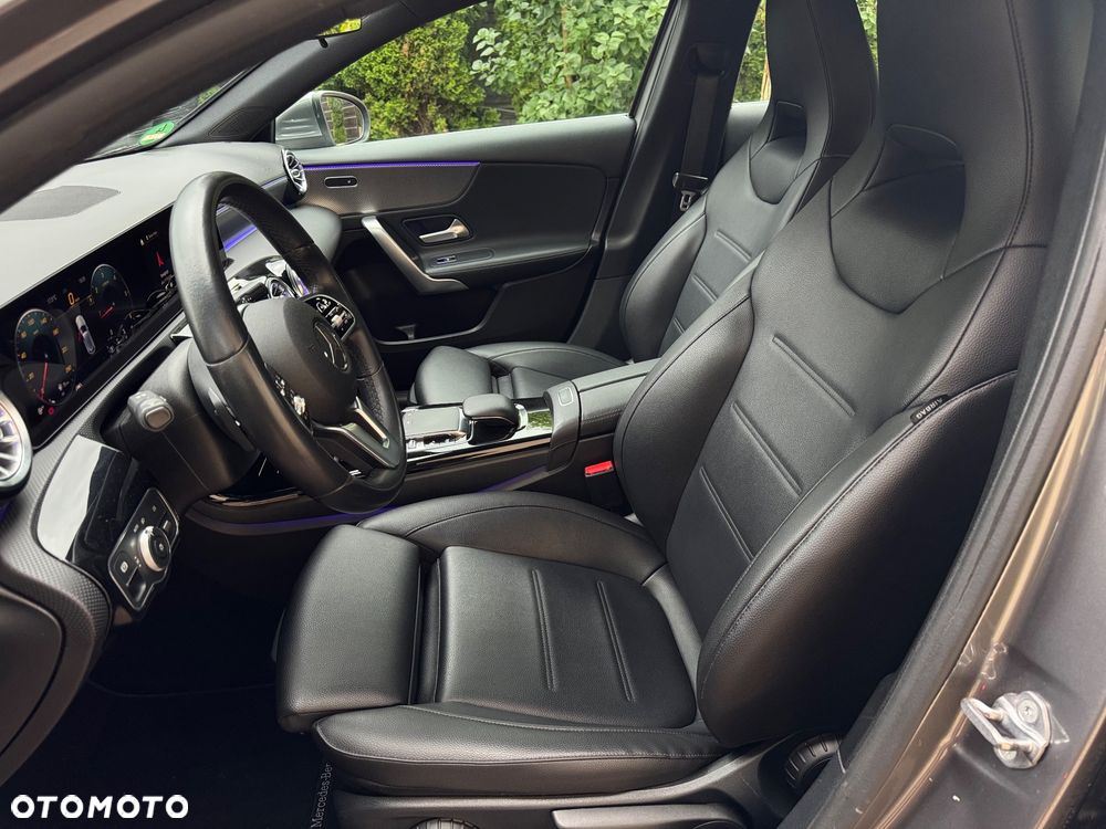 Mercedes-Benz Klasa A 180 d Style 7G-DCT - 20