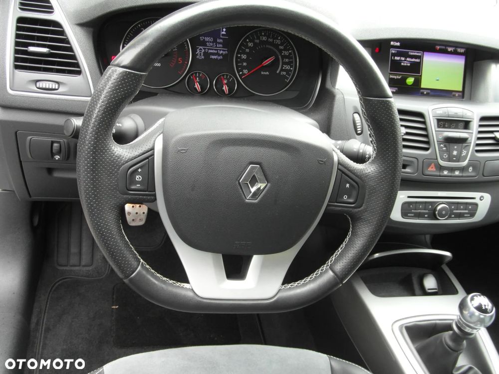 Renault Laguna ENERGY dCi 175 FAP Start & Stop GT - 24