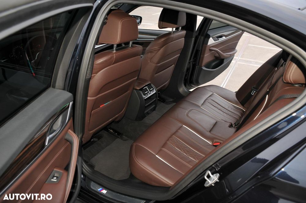 BMW Seria 5 530d xDrive Aut. Sport Line - 13