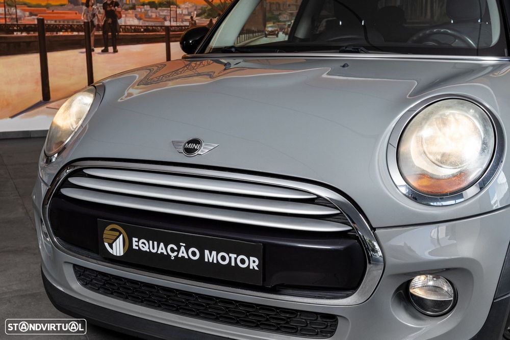 MINI 3 Portas Cooper D - 7