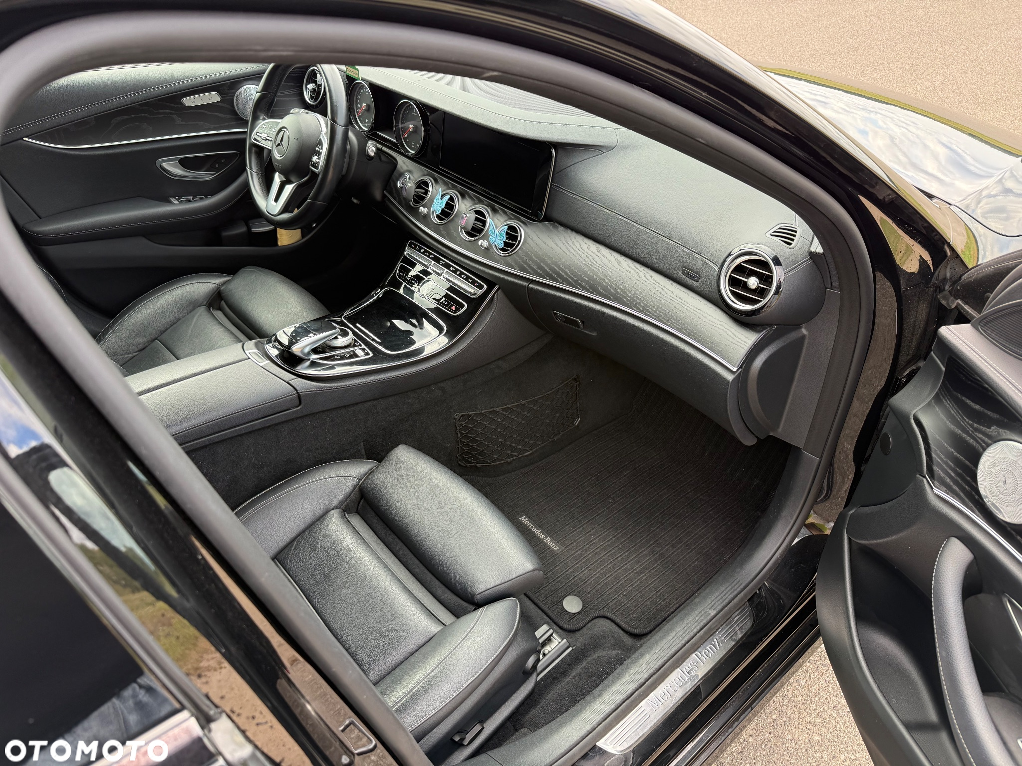 Mercedes-Benz Klasa E 220 d 4Matic T 9G-TRONIC Avantgarde - 10