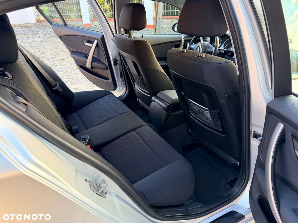 BMW Seria 1 116d DPF Edition Lifestyle - 10