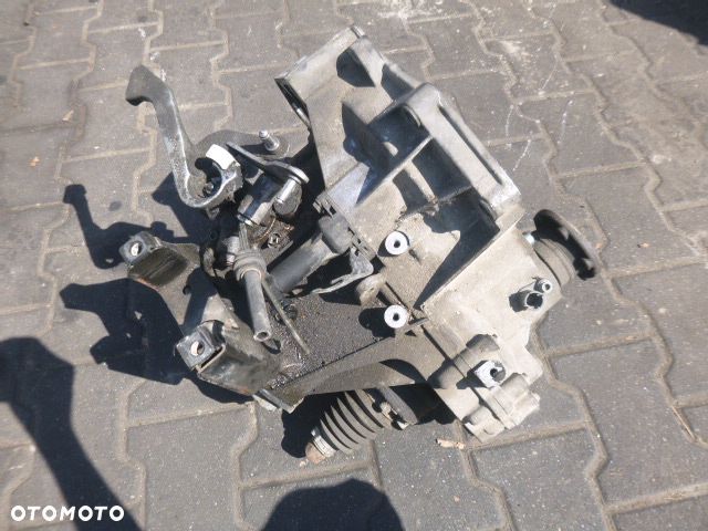 MANUALNA SKRZYNIA BIEGÓW VOLKSWAGEN POLO 9N 1.2 GSH - 39
