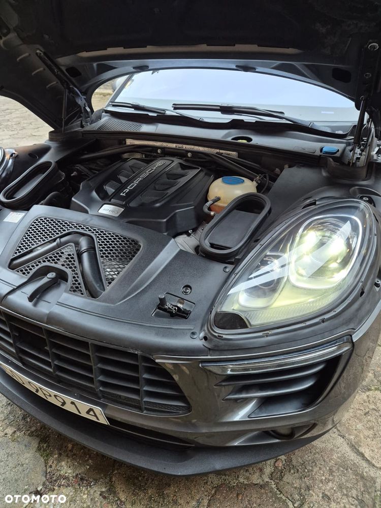 Porsche Macan S - 28
