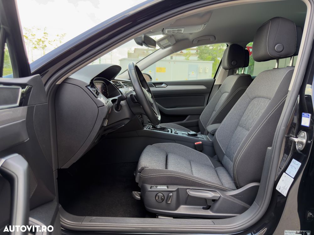 Volkswagen Passat 2.0 TDI SCR DSG Business - 38