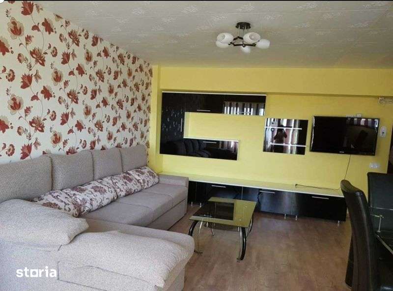 Apartament două camere ultracentral, bloc Romarta, de închiriat — fotografia 1