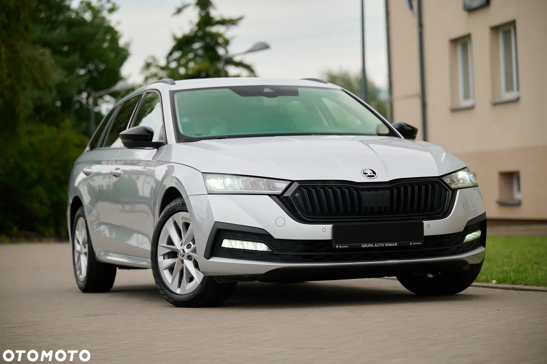 Skoda Octavia 2.0 TDI Ambition DSG - 22