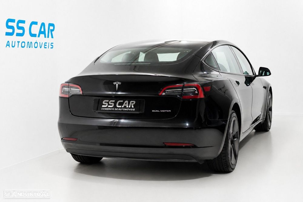Tesla Model 3 Long-Range Dual Motor AWD - 4