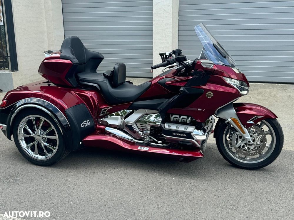 Honda GL 1800 Gold Wing - 4