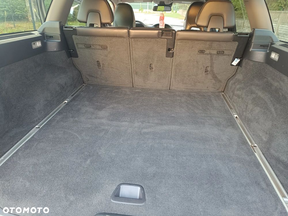 Volvo XC 70 T6 AWD Geartronic Momentum - 18