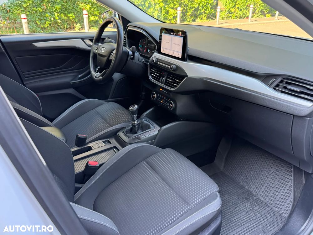 Ford Focus 1.5 EcoBlue Titanium X - 13
