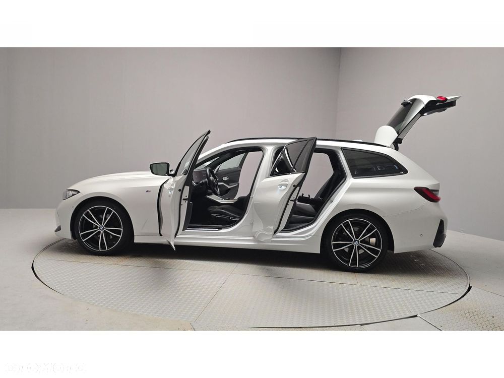 BMW Seria 3 320d xDrive M Sport sport - 10