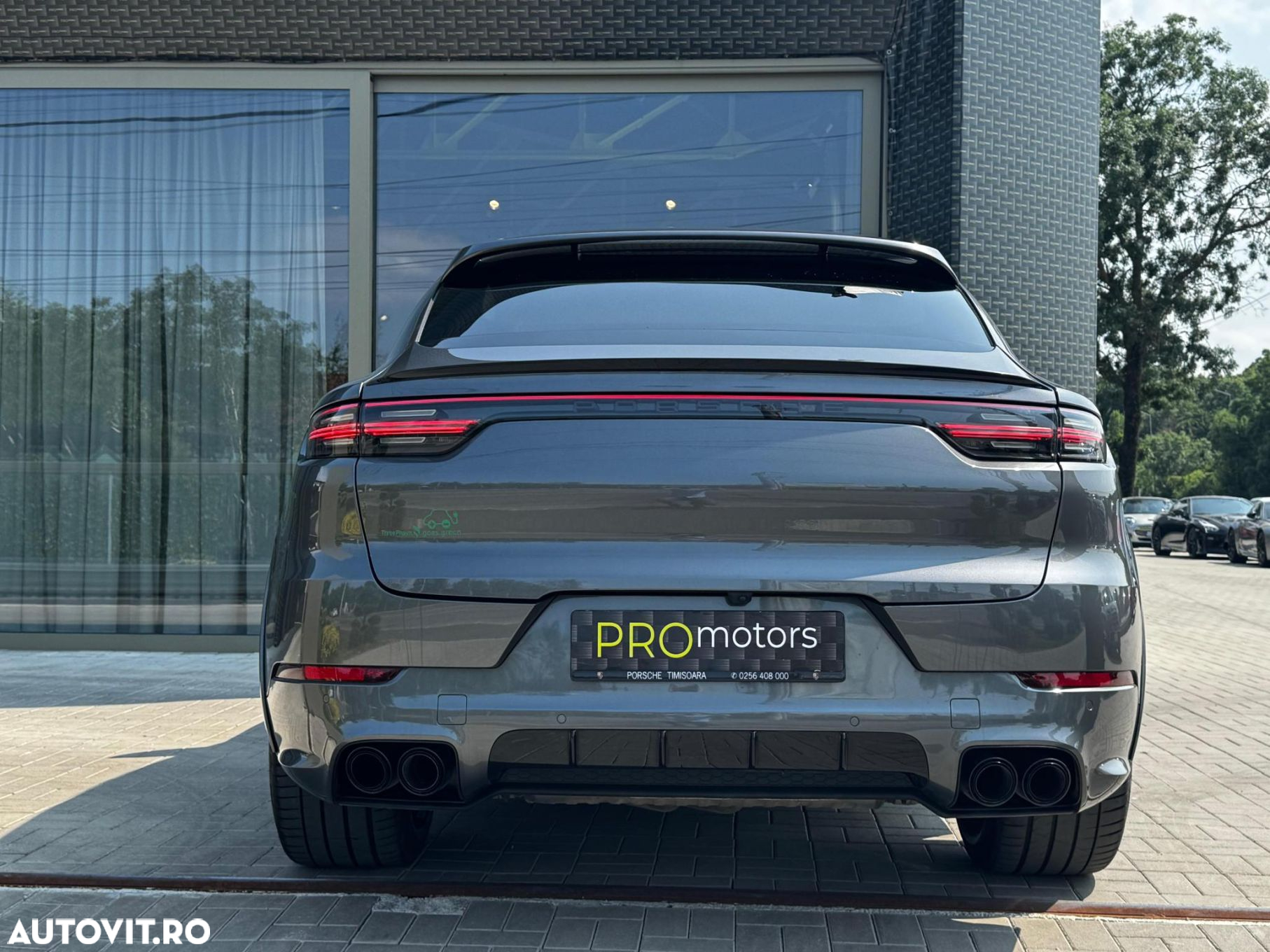 Porsche Cayenne - 7