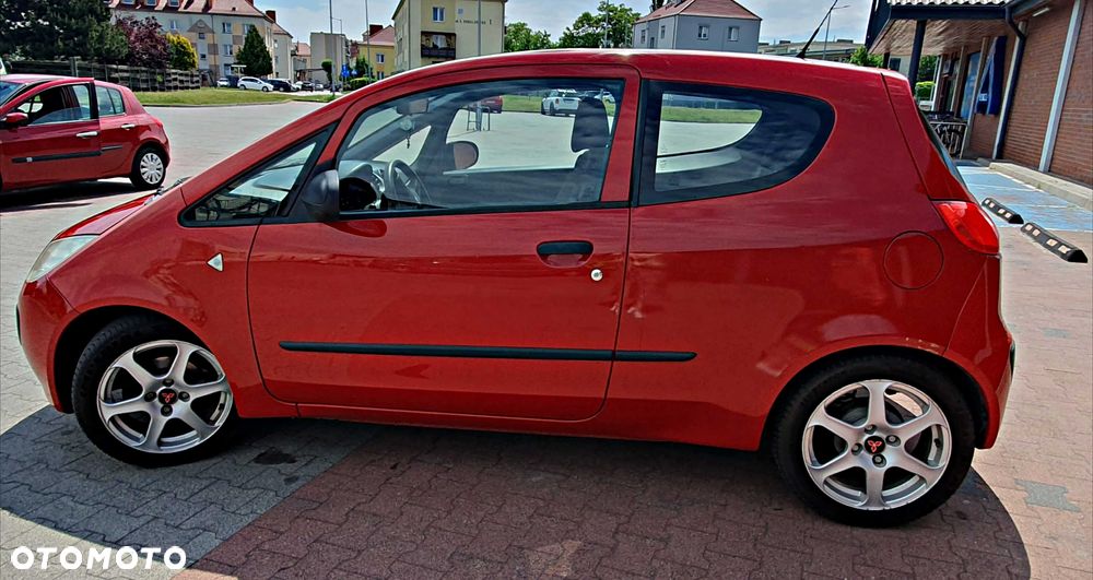 Mitsubishi Colt - 1