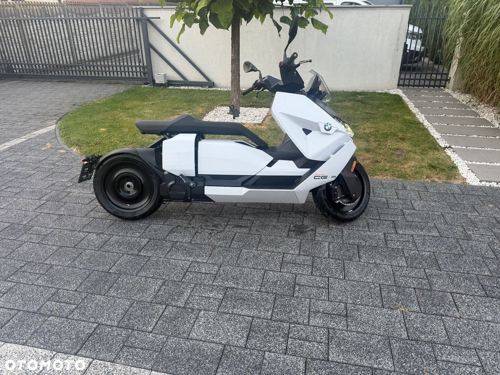 BMW CE 04 - 5