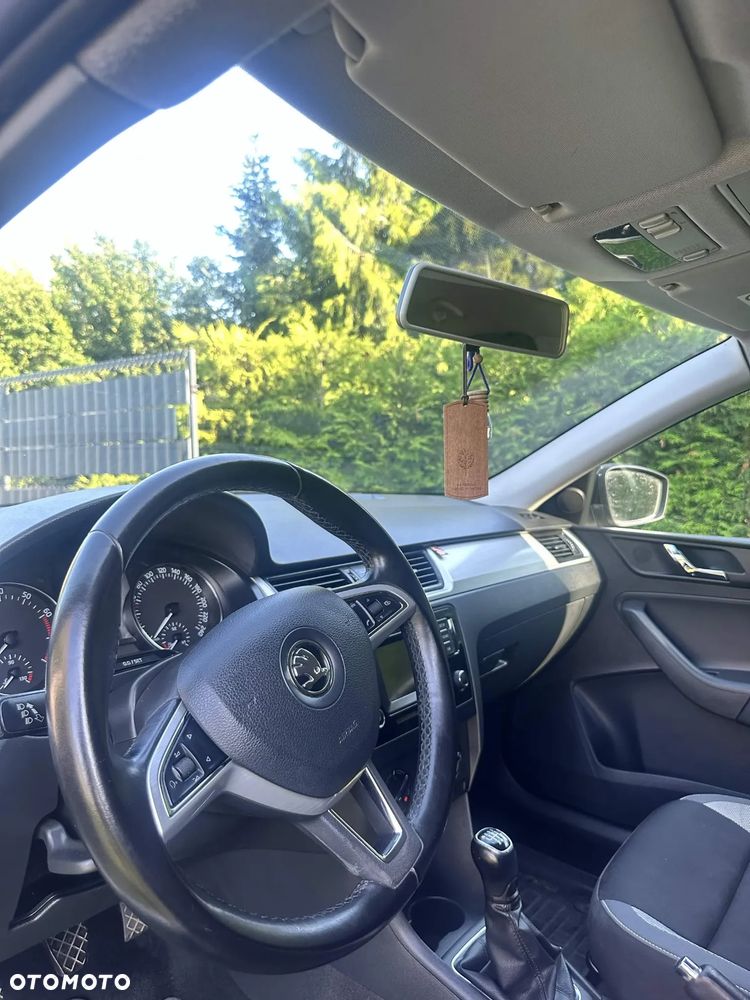Skoda RAPID 1.2 TSI Ambition - 6