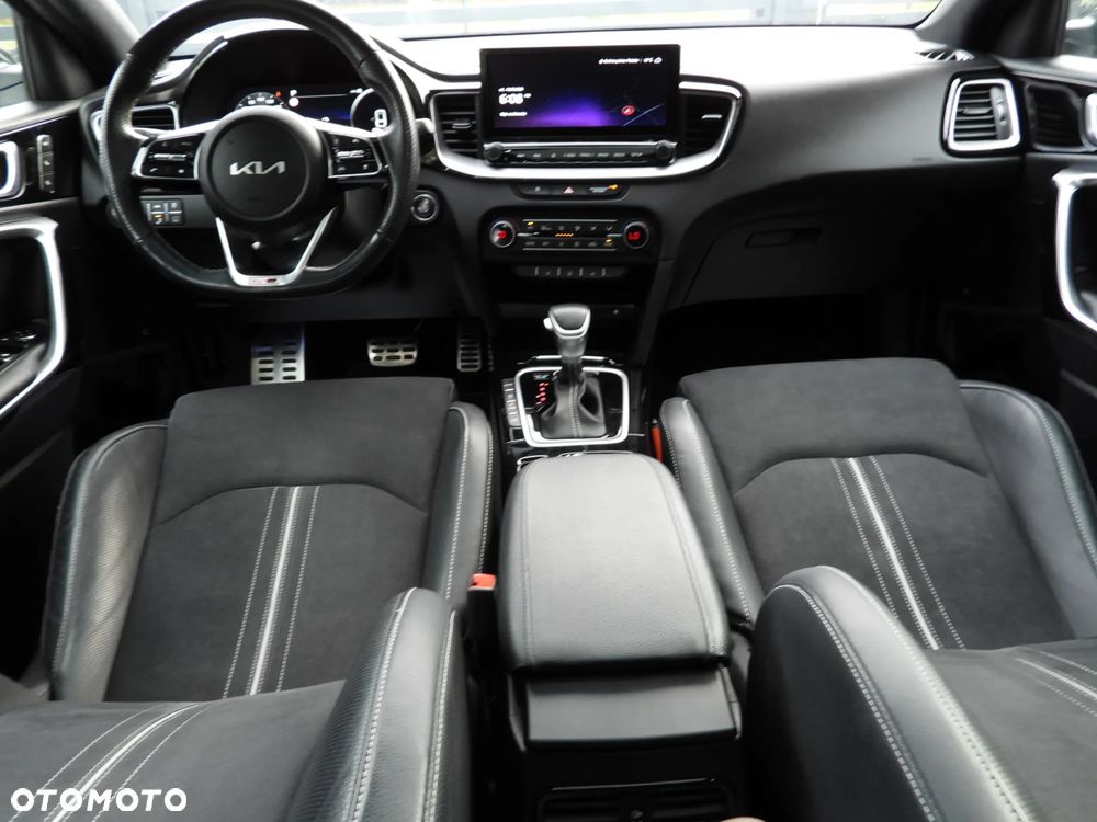 Kia ProCeed 1.5 T-GDI DCT7 OPF GT LINE - 6