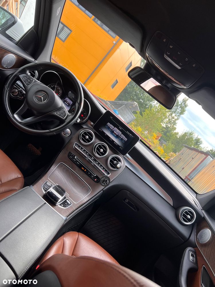 Mercedes-Benz GLC - 15