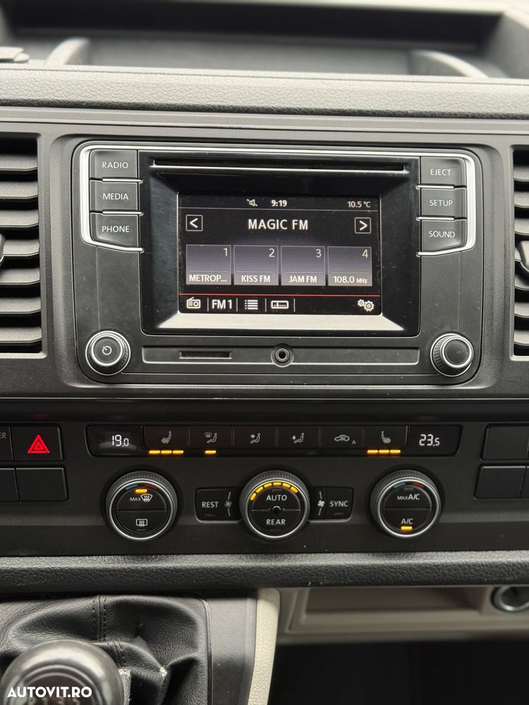 Volkswagen Caravelle LR Comfortline - 11