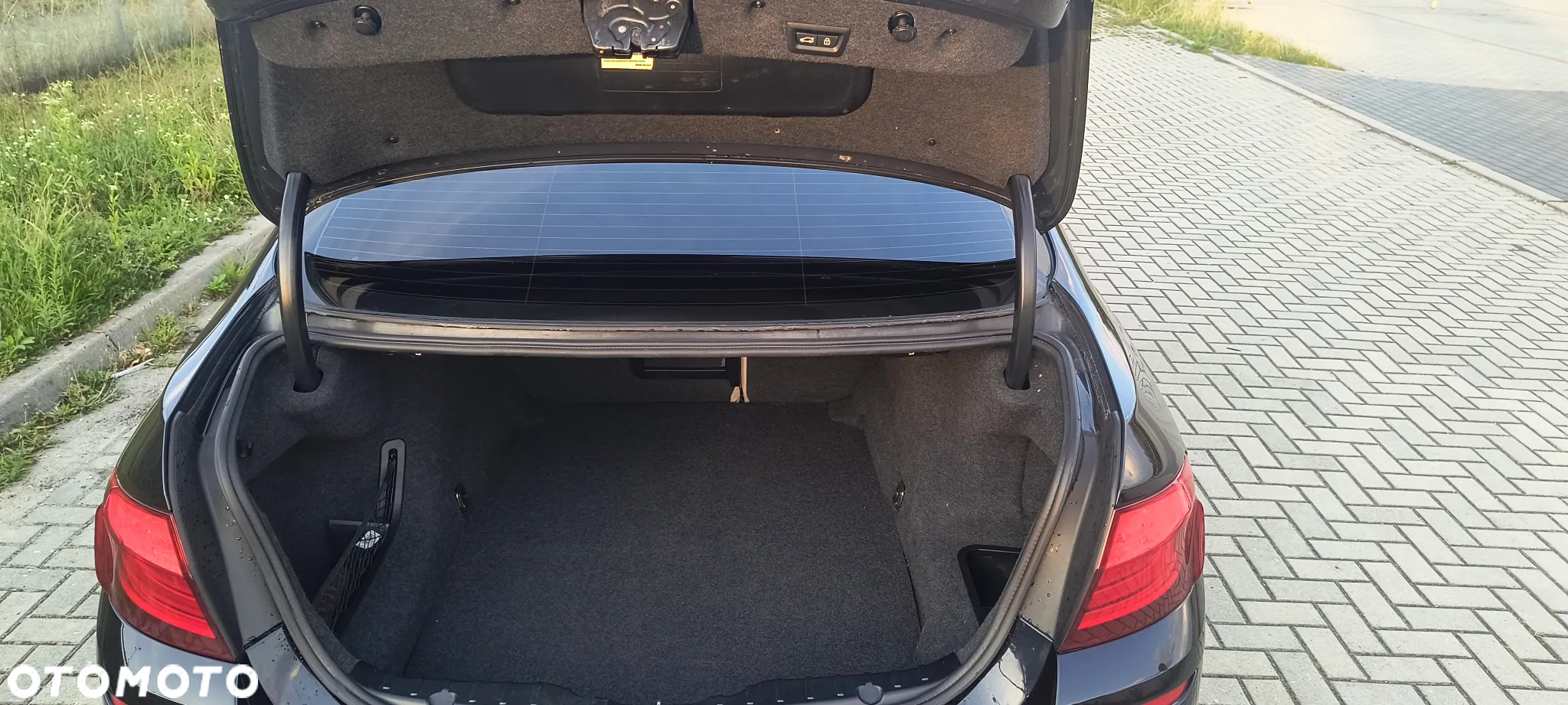 BMW Seria 5 M550d xDrive - 24