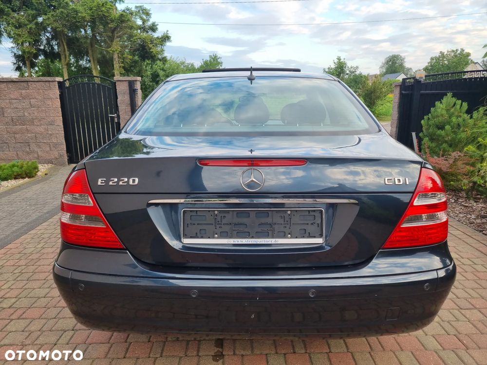 Mercedes-Benz Klasa E 220 CDI Classic DPF - 5