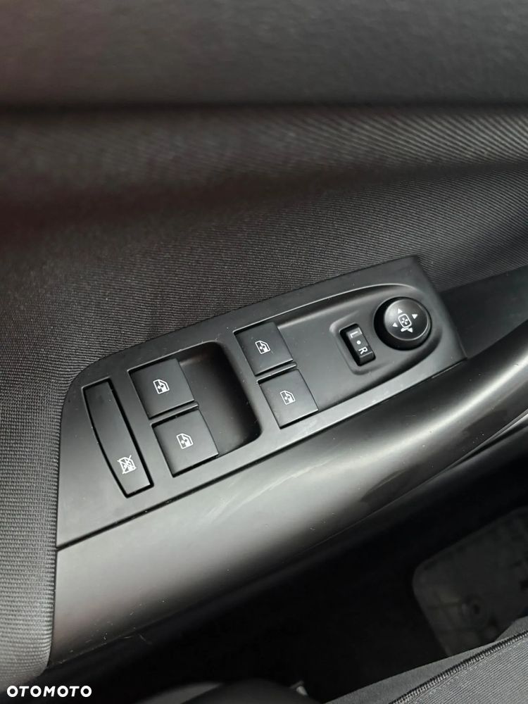 Opel Astra 1.4 Turbo Edition - 21