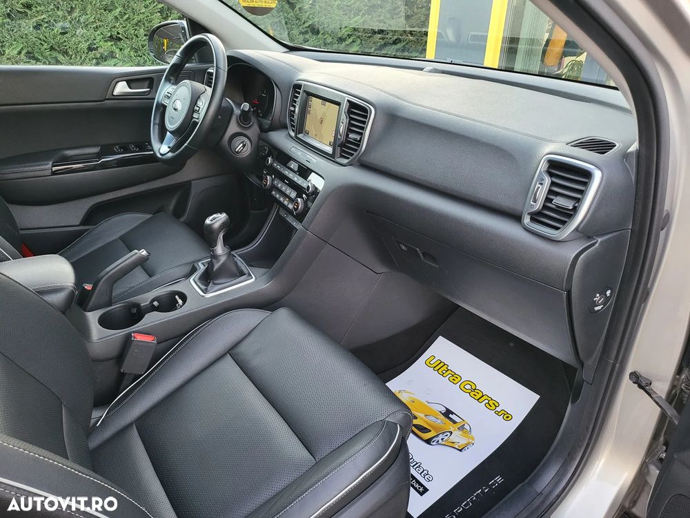 Kia Sportage 1.7 CRDI 2WD Dream-Team Edition - 11