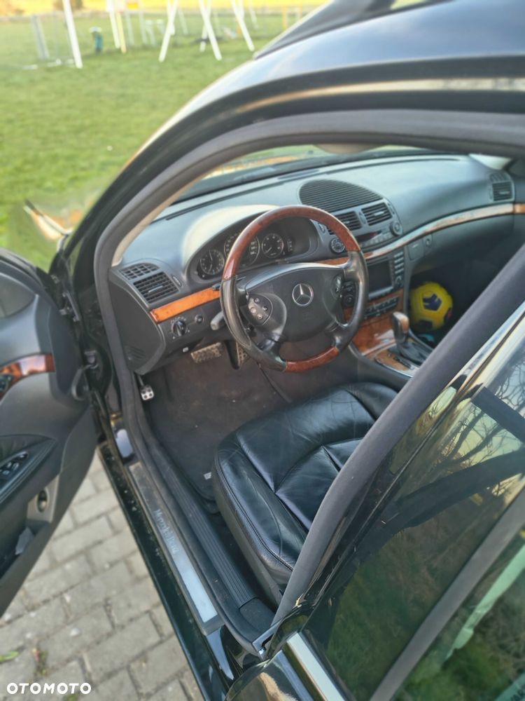 Mercedes-Benz Klasa E - 7