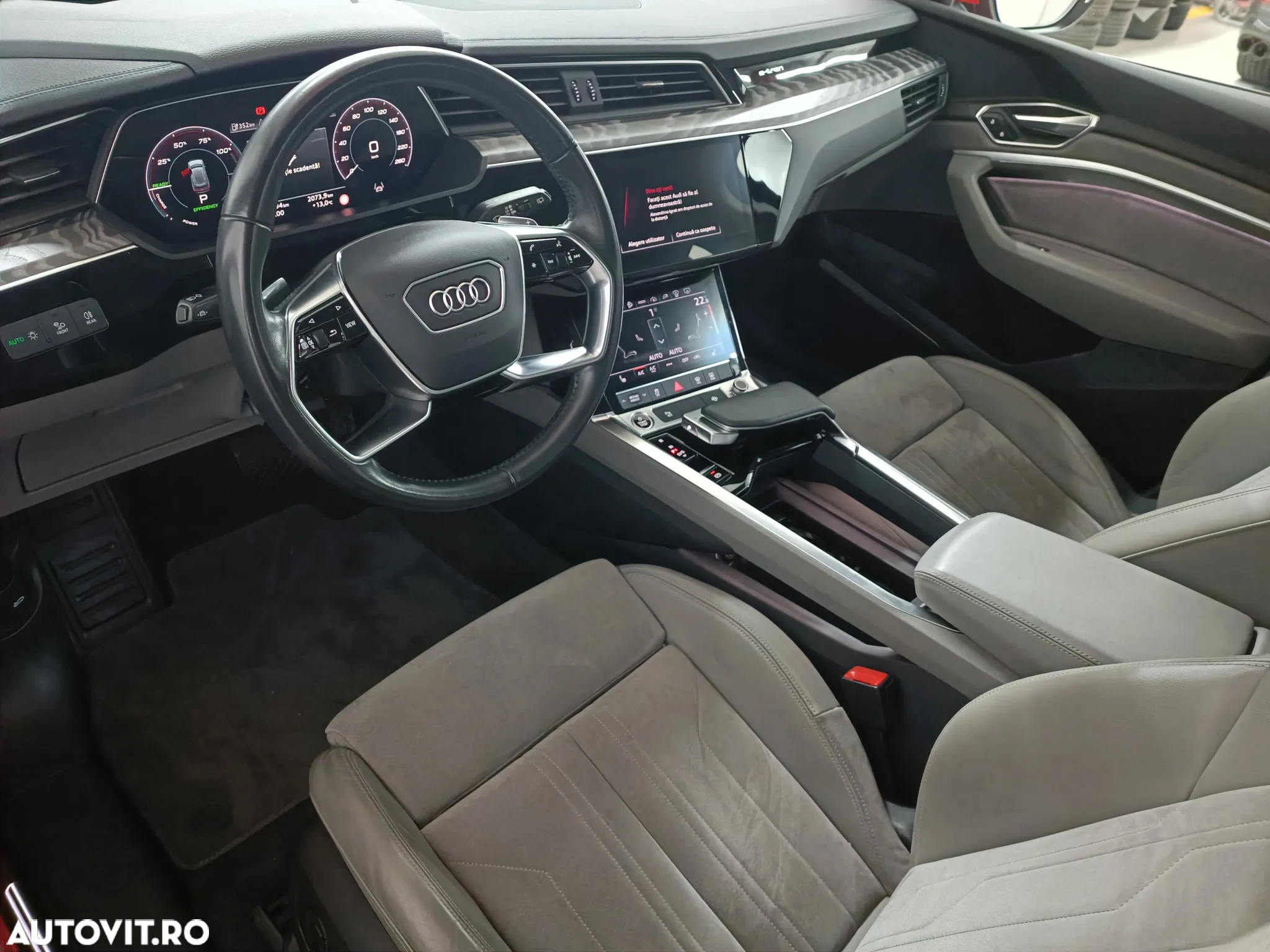 Audi e-tron 55 quattro advanced - 10