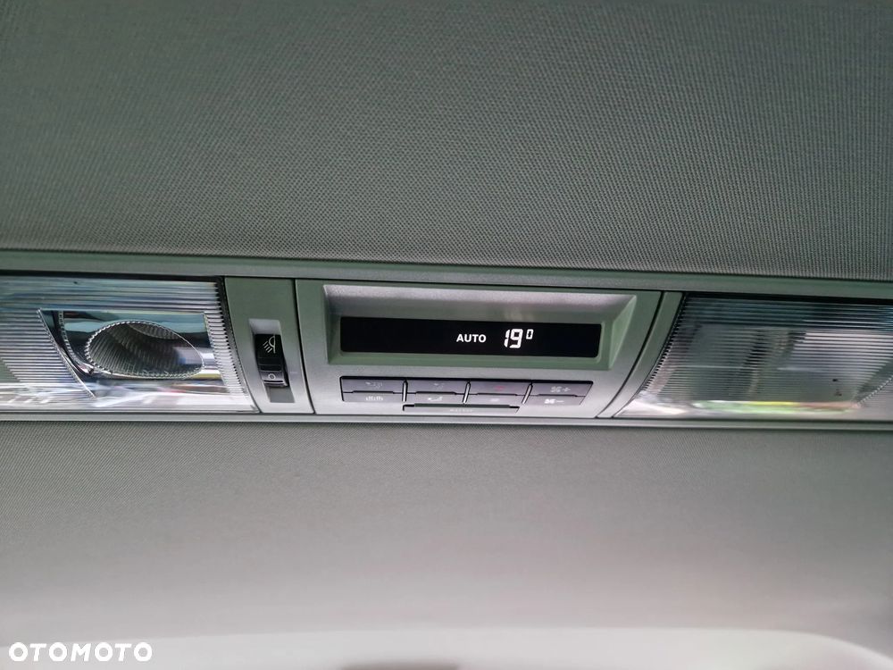 Volkswagen Multivan 2.0 BiTDI L1 Highline - 24