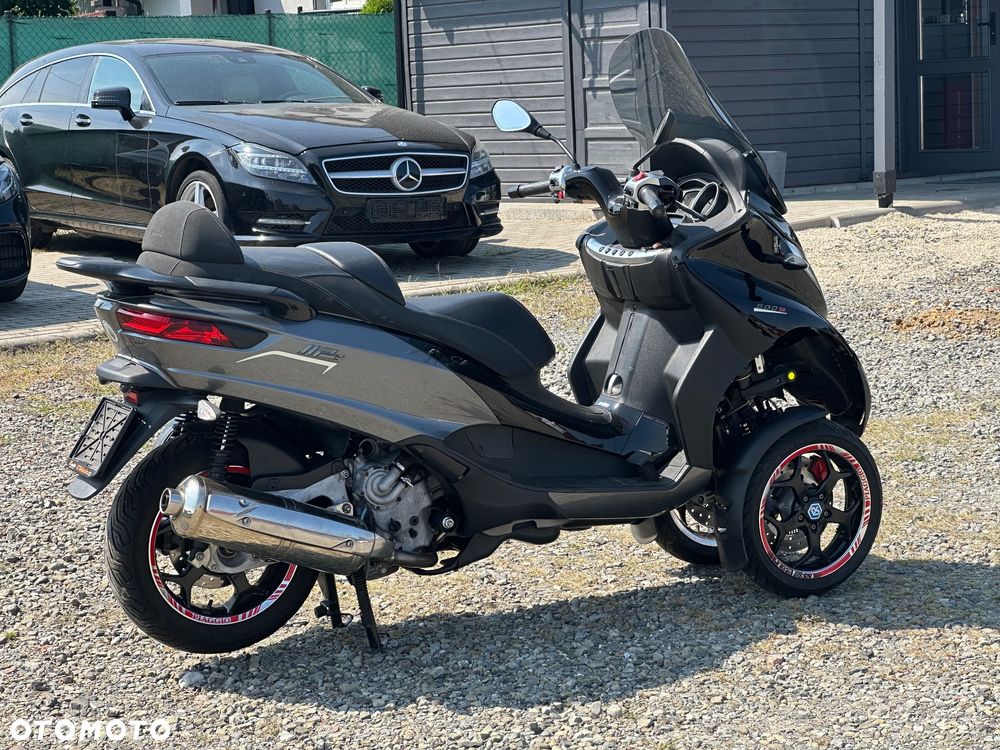 Piaggio MP-3 - 3