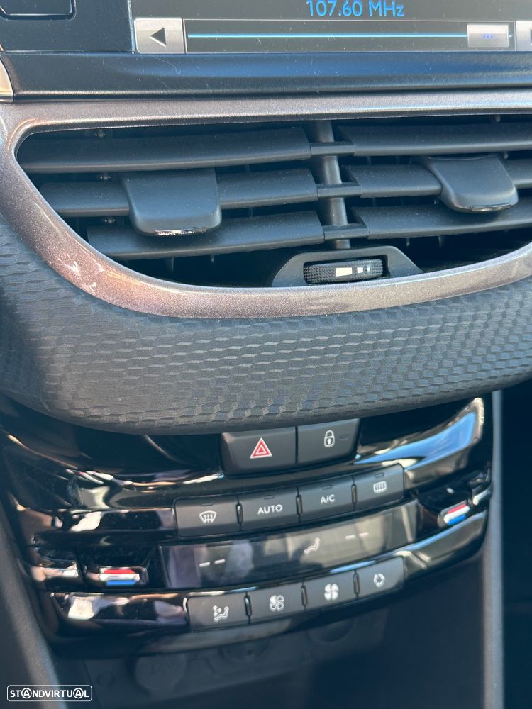 Peugeot 2008 82 VTI Acess - 5