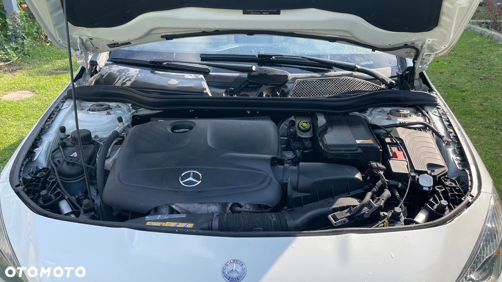 Mercedes-Benz CLA 250 Sport 7G-DCT - 9