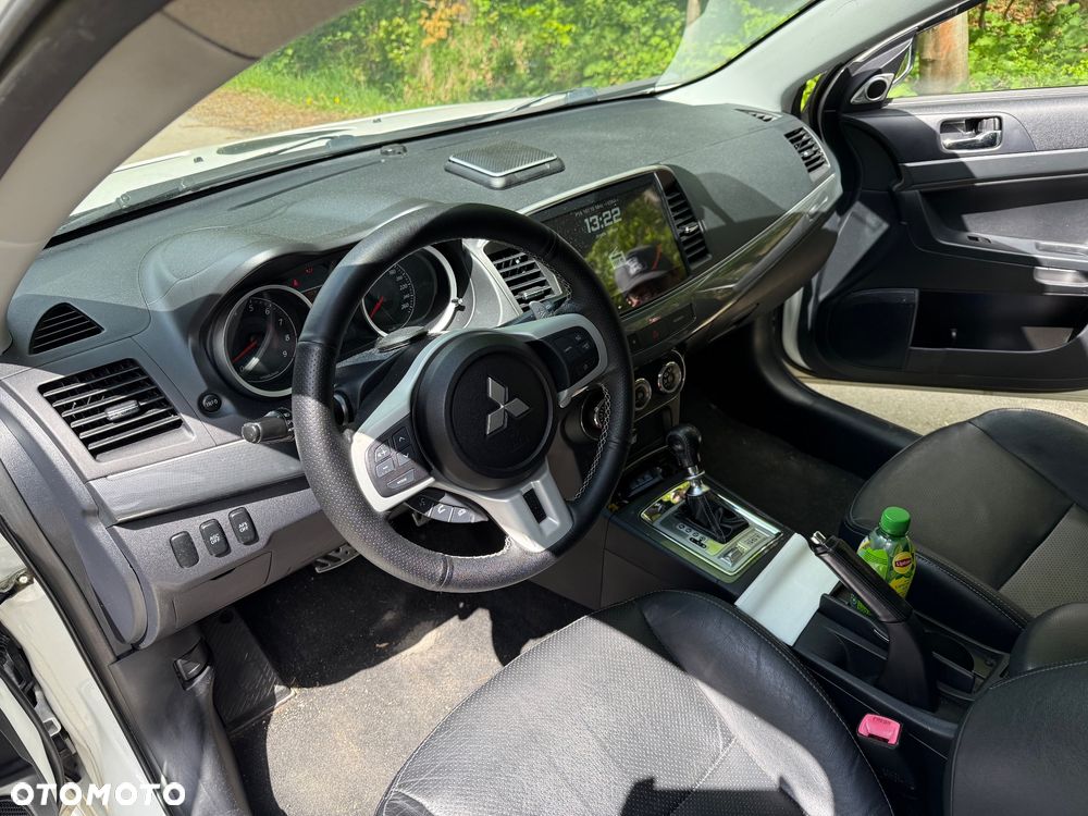 Mitsubishi Lancer - 7