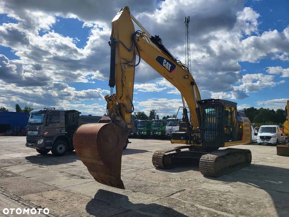 Caterpillar 324 E LN spr z Niemiec oryginał - 9