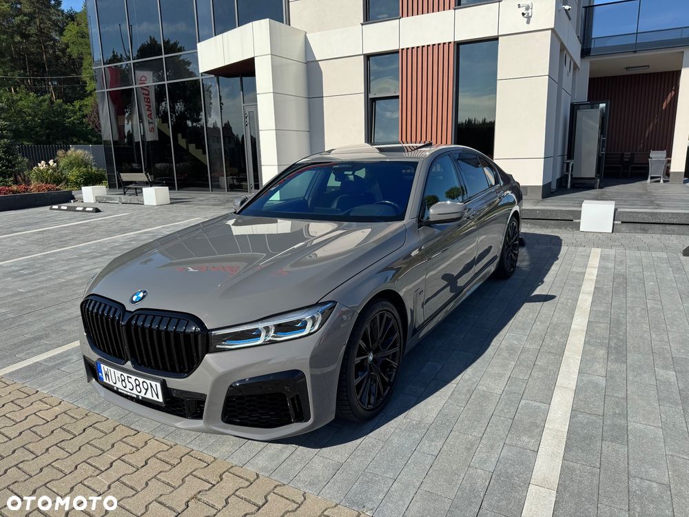 BMW Seria 7 740d xDrive sport - 31