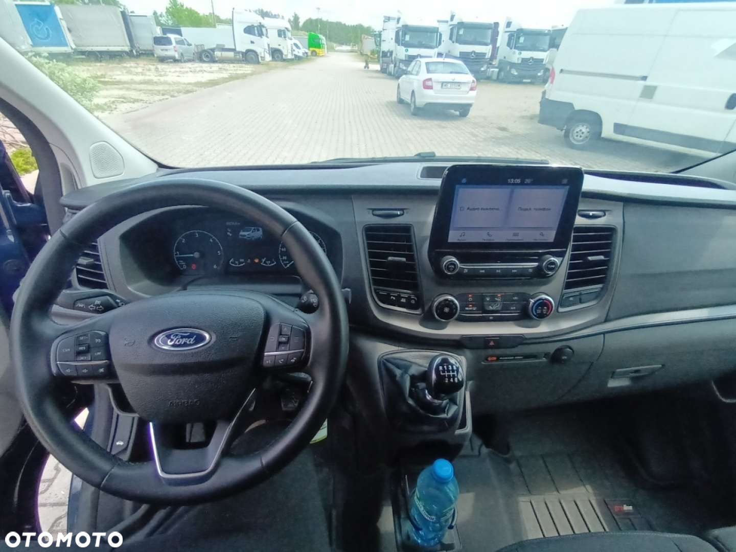 Ford Transit - 12