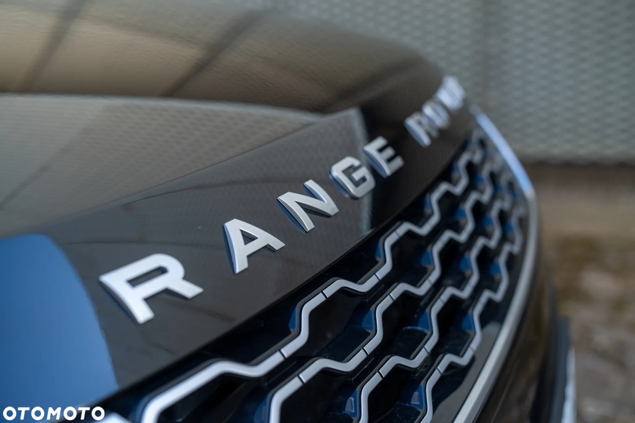 Land Rover Range Rover Evoque - 17