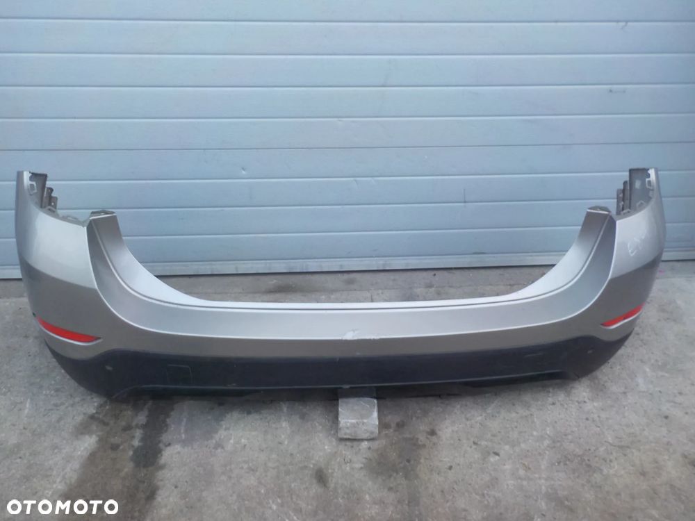 BMW X1 E84 ZDERZAK TYŁ POD PDC - 1