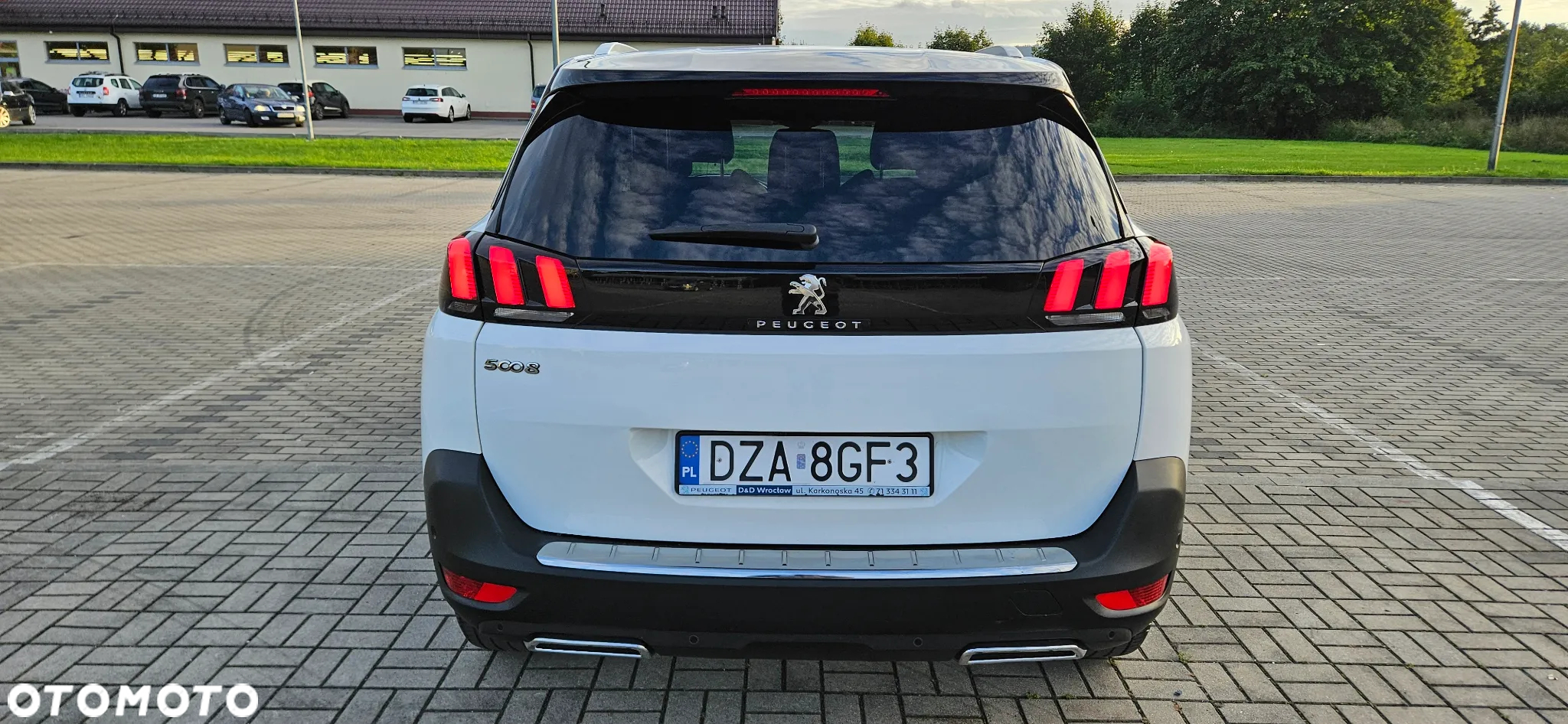 Peugeot 5008 1.5 BlueHDI Allure S&S EAT8 - 20